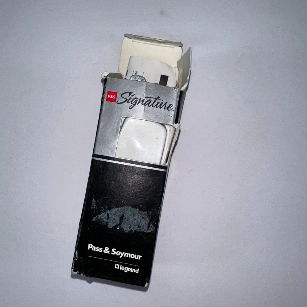 Pass & Seymour Single Pole Switch White 15A 120/277V‎ Made in USA 2006